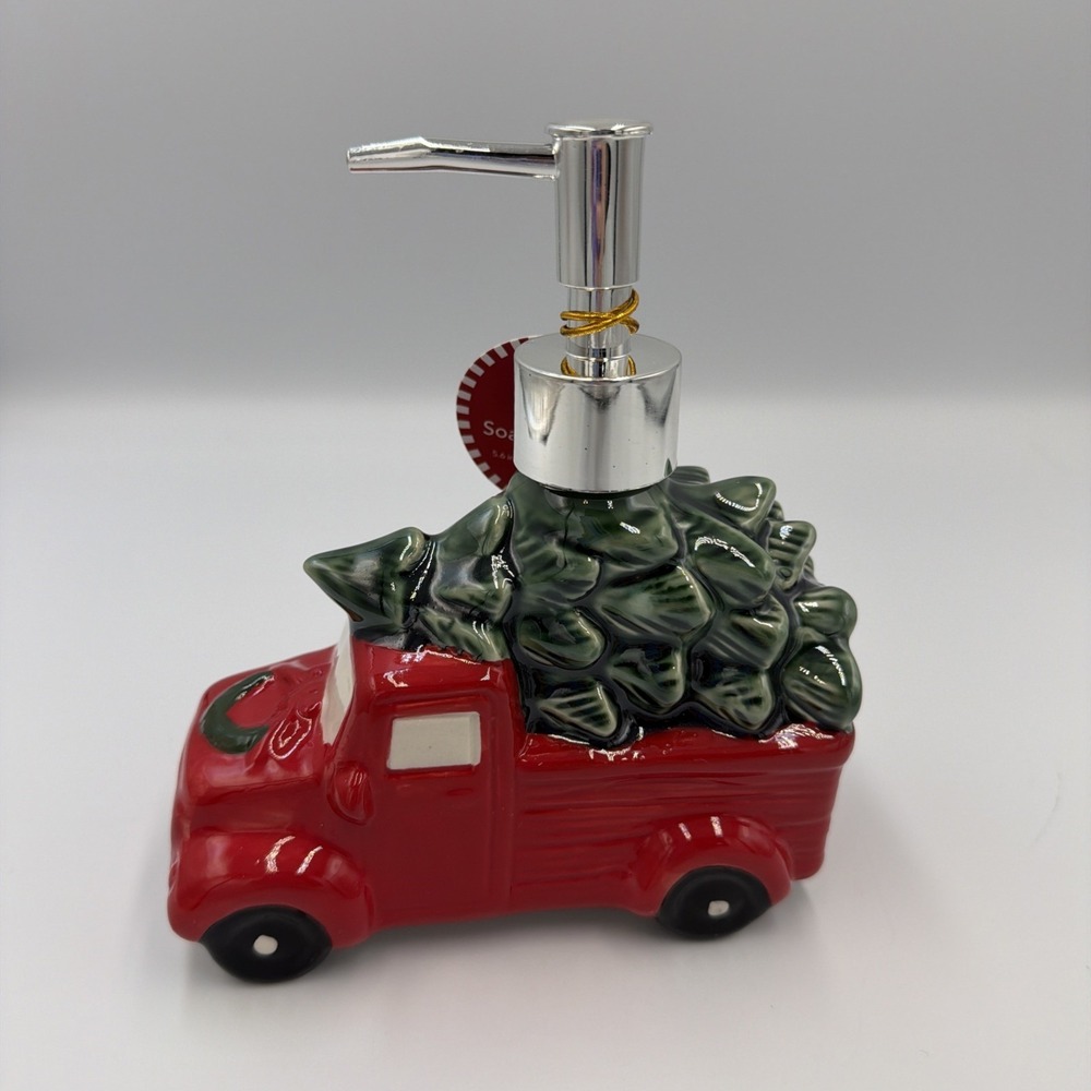 NWT CERAMIC CHRISTMAS HOLIDAY RED FARM TRUCK TREE BATHROOM Soap DISPENSER DECOR